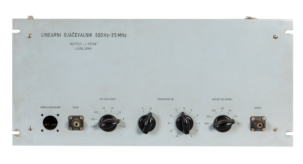 LINEARNI OJAČEVALNIK 500 Hz–3,5 MHz
