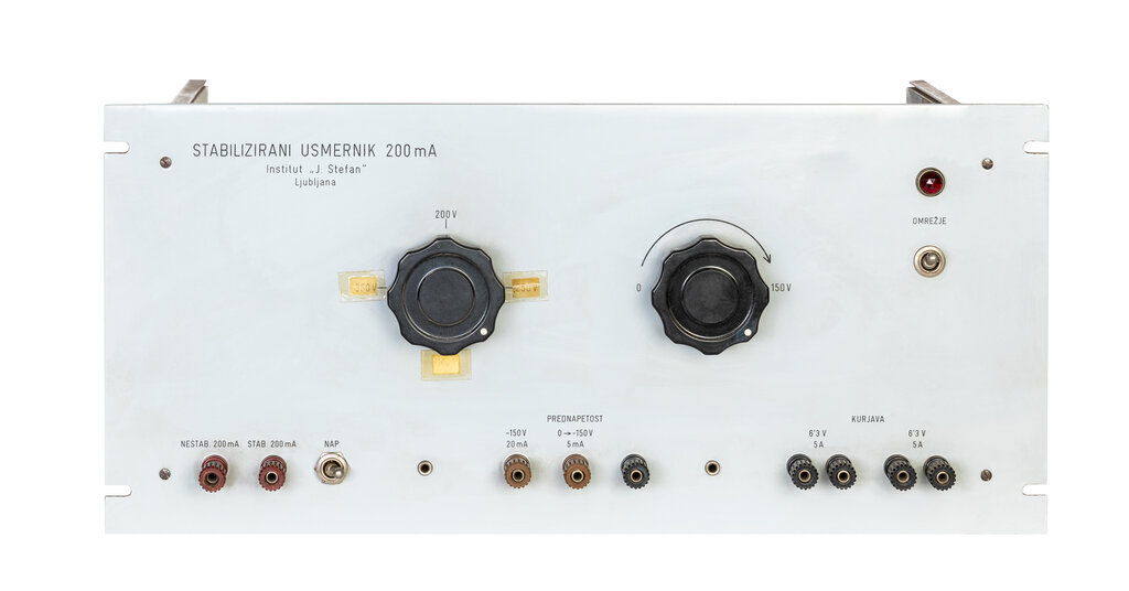 STABILIZIRANI USMERNIK 200 mA