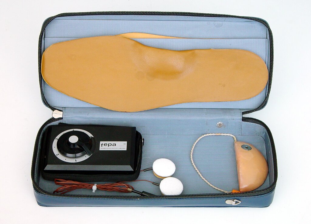 Peronealni stimulator FEPA 11