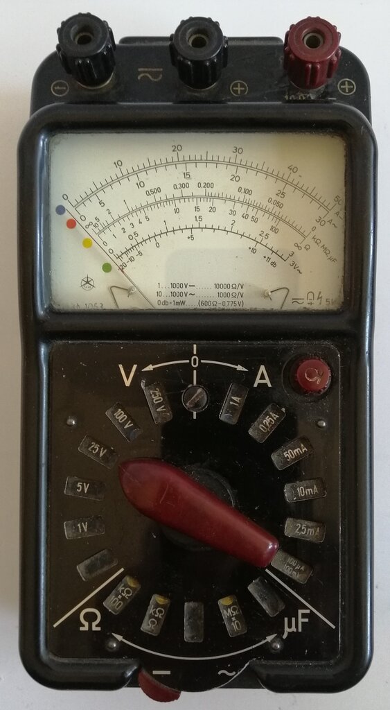 UNIVERZALNI INSTRUMENT